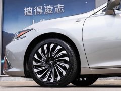 Lexus ES 200 Special Limited Edition - фото 7