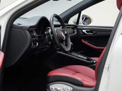 Porsche Macan 2.0T - фото 9