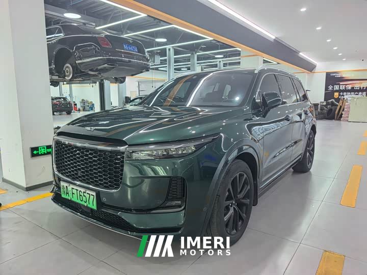Li Auto ONE Extended-Range 6-Seater - автомобиль из Китая