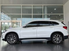 BMW X1 sDrive20Li Luxury Line - фото 3
