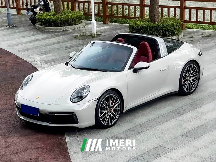 Porsche 911 2020 Targa 4 3.0T - автомобиль из Китая