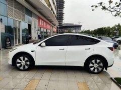 Tesla Model Y 2022 facelift, long-range all-wheel drive version - фото 3