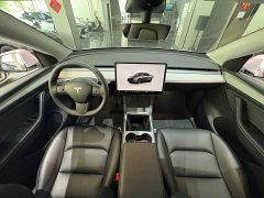 Tesla Model Y rear-wheel drive version - фото 6