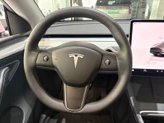 Tesla Model Y rear-wheel drive version - фото 7