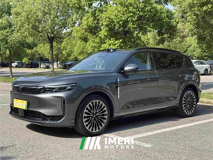 Voyah Lantu FREE rear-wheel drive Qiankun version - автомобиль из Китая