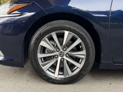 Lexus ES 200 Excellence Edition - фото 16