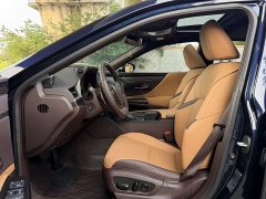 Lexus ES 200 Excellence Edition - фото 4