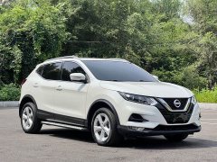 Nissan Qashqai 2.0L CVT XV Premium Edition - фото 3