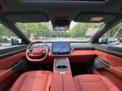Lynk & Co eπ008 210Max extended range version 6 seats - фото 13