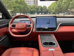 Lynk & Co eπ008 210Max extended range version 6 seats - фото 20