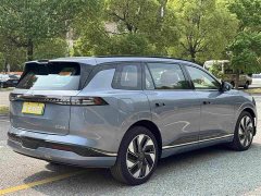 Lynk & Co eπ008 210Max extended range version 6 seats - фото 4