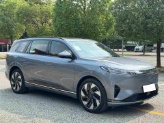 Lynk & Co eπ008 210Max extended range version 6 seats - фото 9