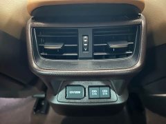 Lexus ES 300h Exclusive Edition - фото 19