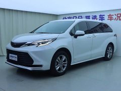 Toyota SIENNA 2024 2.5L Hybrid Comfort Edition - фото 1