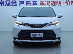 Toyota SIENNA 2024 2.5L Hybrid Comfort Edition - фото 3