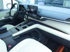 Toyota SIENNA 2024 2.5L Hybrid Comfort Edition - фото 9