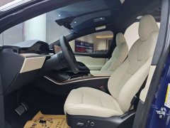 Tesla Model X dual-motor all-wheel drive version - фото 5