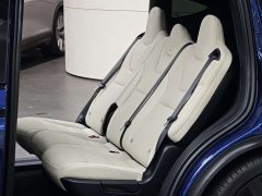 Tesla Model X dual-motor all-wheel drive version - фото 8