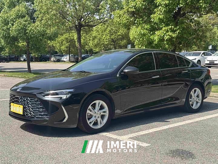 Buick Regal 25T Super Edition - автомобиль из Китая