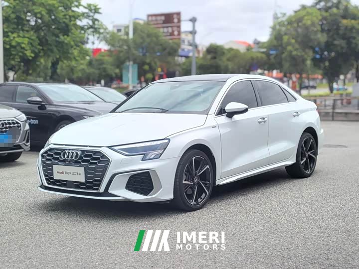 Audi A3 A3L Limousine 35 TFSI Fashionable and Sporty - автомобиль из Китая
