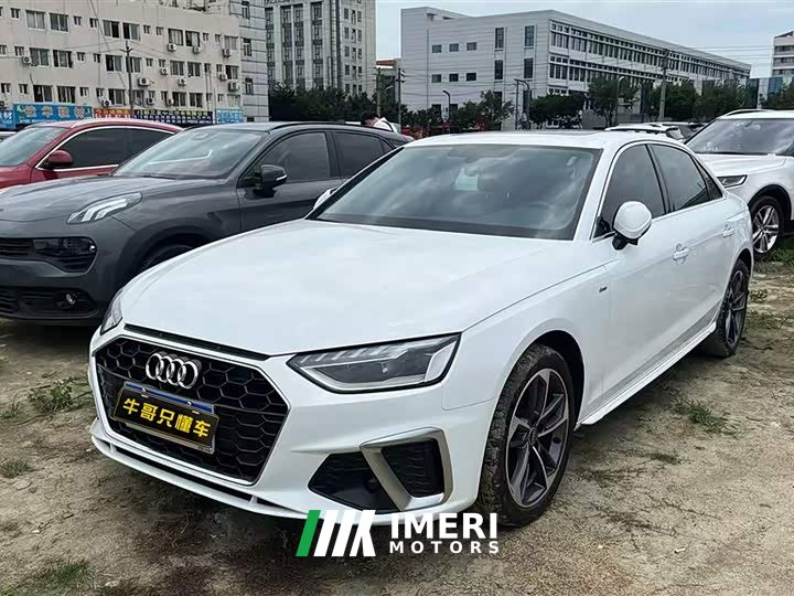 Audi A4L 40 TFSI Fashionable and Dynamic - автомобиль из Китая