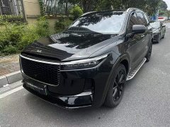 Li Auto ONE 2021 Extended-Range 6-Seater - фото 1