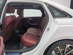 Audi A4L 40 TFSI Luxury Dynamic - фото 15