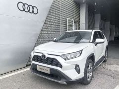 Toyota RAV4 Rongfang 2.0L CVT two-wheel drive fashion PLUS version - фото 1