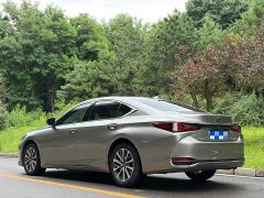 Lexus ES 200 Excellence Edition - фото 6