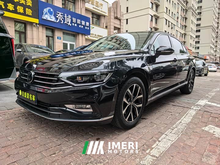 Volkswagen Magotan 2020 330TSI DSG Leading Edition - автомобиль из Китая