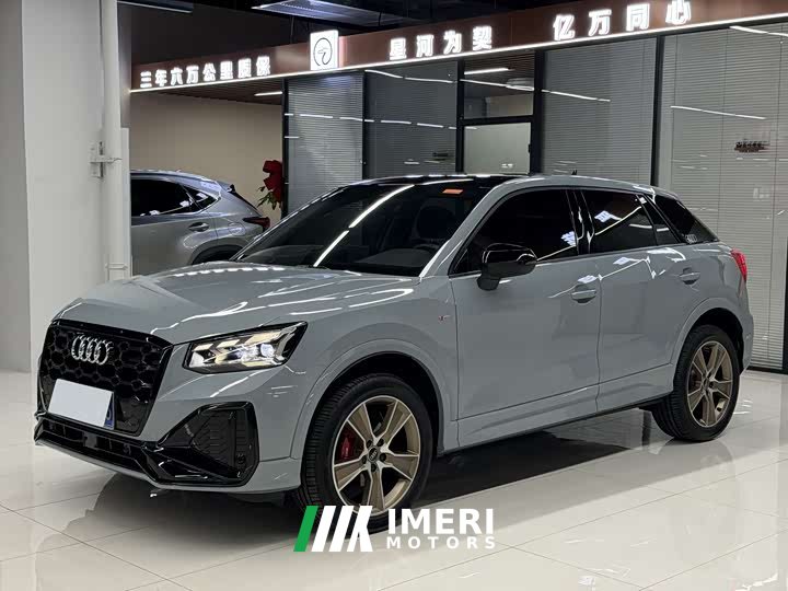 Audi Q2L 2022 35 TFSI fashionable and dynamic - автомобиль из Китая