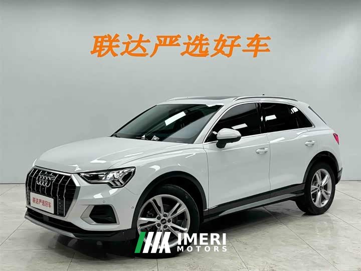 Audi Q3 2023 35 TFSI Fashionable and Elegant (1.4T) - автомобиль из Китая
