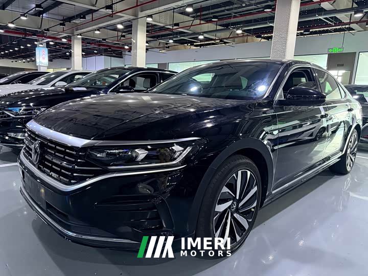 Volkswagen Passat 330TSI Elite Edition - автомобиль из Китая