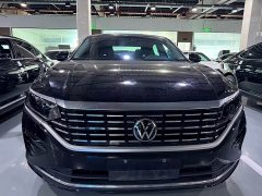 Volkswagen Passat 330TSI Elite Edition - фото 2