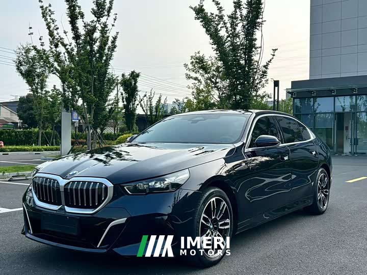 BMW 5 Series 525Li M Sports Package - автомобиль из Китая