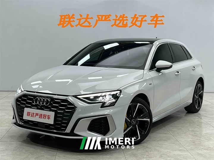 Audi A3 facelift Sportback 35 TFSI stylish and sporty - автомобиль из Китая