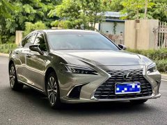 Lexus ES 200 Premium Edition - фото 4