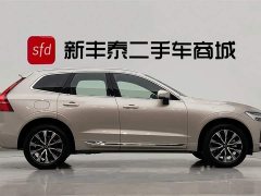 Volvo XC60 B5 four-wheel drive Zhiyuan luxury version - фото 3
