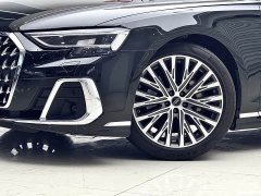 Audi A8 2023 A8L 50 TFSI quattro exclusive - фото 9