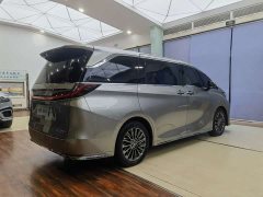 Lexus LM 2023 500h six-seater premium version - фото 19