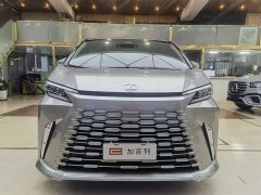 Lexus LM 2023 500h six-seater premium version - фото 2