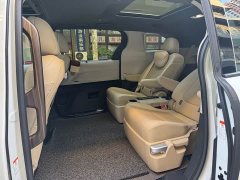 Toyota Granvia 2.5L Hybrid Luxury - фото 10