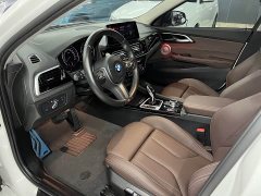 BMW 1 Series facelift 125i M Sports Night Edition - фото 8