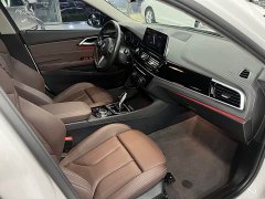 BMW 1 Series facelift 125i M Sports Night Edition - фото 9