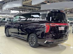 Hongqi HQ9 PHEV 2.0T four-wheel drive luxury version - фото 16