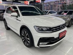 Volkswagen Tiguan L 330TSI Automatic FWD R-Line Premium Edition - фото 3
