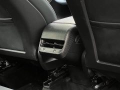 Tesla Model Y standard range rear-wheel drive version - фото 19