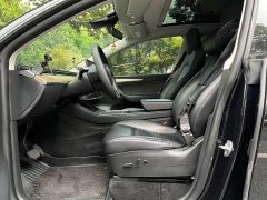 Tesla Model Y standard range rear-wheel drive version - фото 9