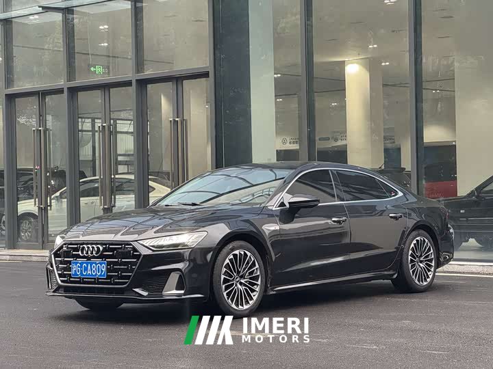 Audi A7L 45 TFSI luxury - автомобиль из Китая