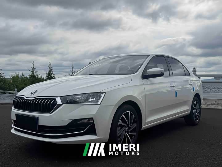 Lynk & Co Rapid 1.5L Automatic Comfort Edition - автомобиль из Китая